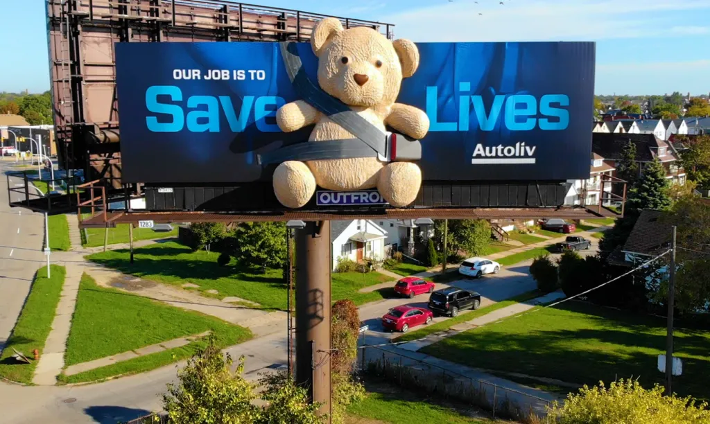Ấn tượng với mẫu Billboard quảng cáo của Autoliv